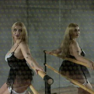 Photo 3 — Nesty, 20 y.o., 173 cm, 78 kg, Sharjah