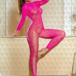 Photo 5 — Olivia, 23 y.o., 168 cm, 53 kg, Dubai