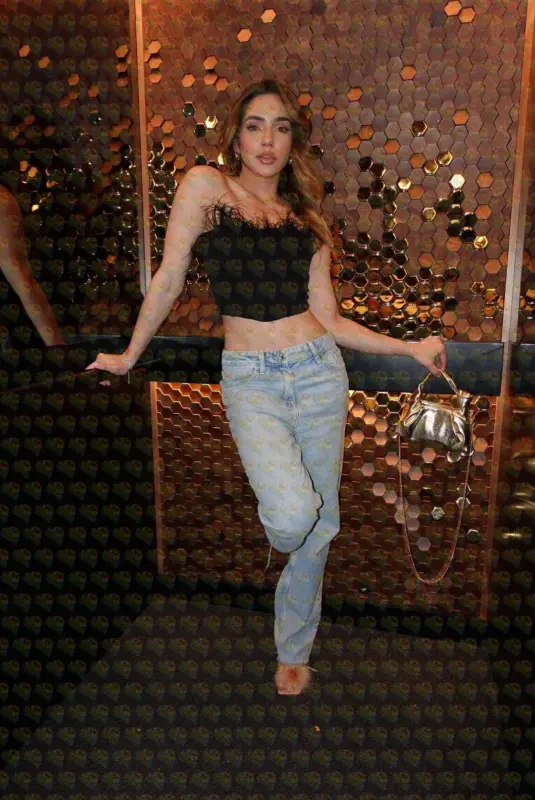 Penelope your chill polish girl in muscat 😘, 21 y.o., 168 cm, 56 kg, Muscat