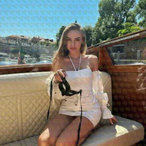 Photo 3 — Phoenix Warm company, clear terms, 25 y.o., 173 cm, 54 kg, Muscat