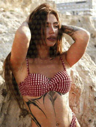 Ro, 19 y.o., 165 cm, 54 kg, Dubai
