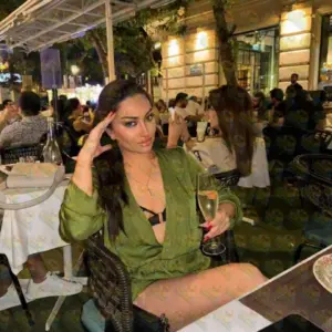 Photo 5 — Rose, 29 y.o., 165 cm, 54 kg, Dubai