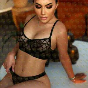 Photo 3 — Sara, 27 y.o., 170 cm, 68 kg, Dubai