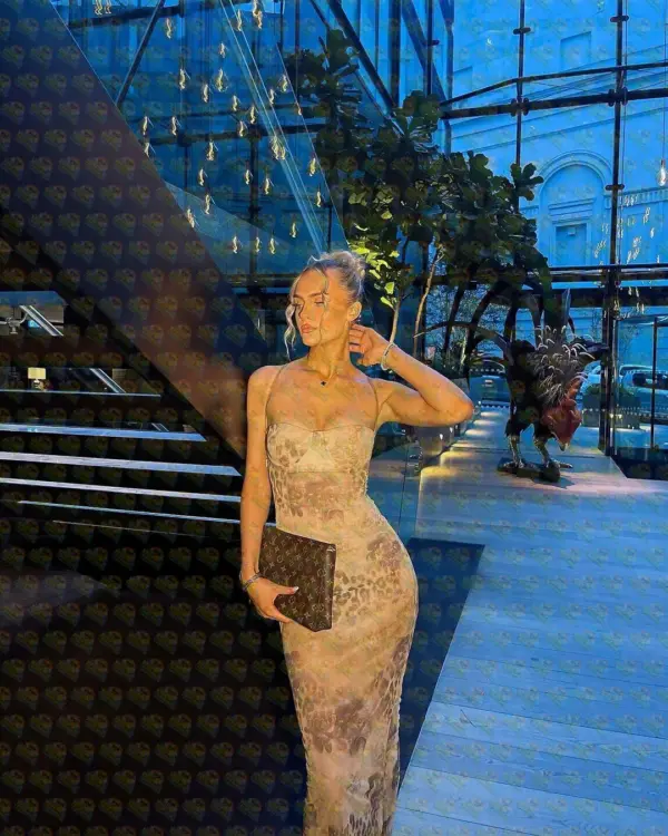 Sasha Sweet Russian girl, warm heart 💋, 26 y.o., 178 cm, 54 kg, Dubai