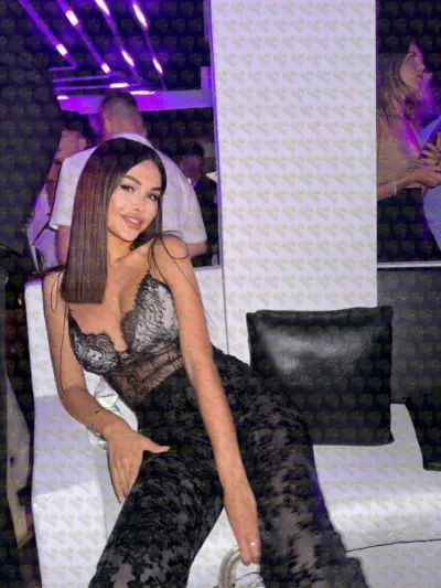 Sophia, 24 y.o., 170 cm, 56 kg, Muscat