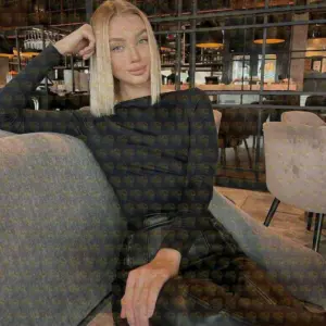 Photo 3 — Taliah, 26 y.o., 169 cm, 53 kg, Abu Dhabi