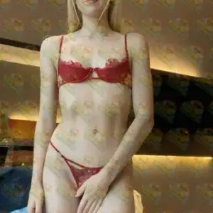 Photo 5 — Tara tiny blonde with a big warm heart 💕, 21 y.o., 167 cm, 47 kg, Sharjah