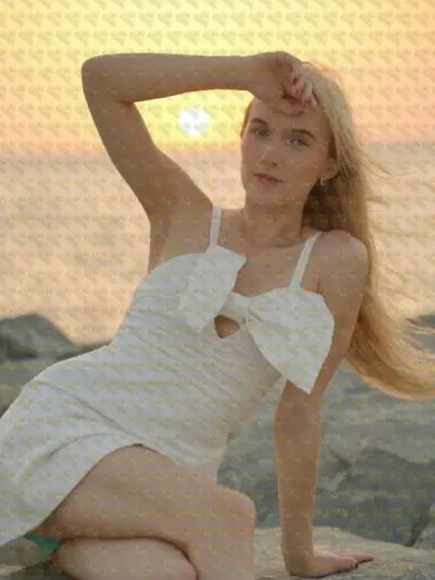 Tara tiny blonde with a big warm heart 💕, 21 y.o., 167 cm, 47 kg, Sharjah