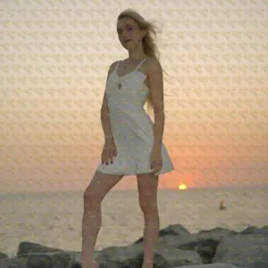 Photo 2 — Tara tiny blonde with a big warm heart 💕, 21 y.o., 167 cm, 47 kg, Sharjah