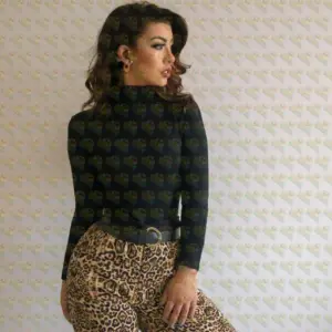 Photo 2 — Trinity, 25 y.o., 174 cm, 56 kg, Dubai