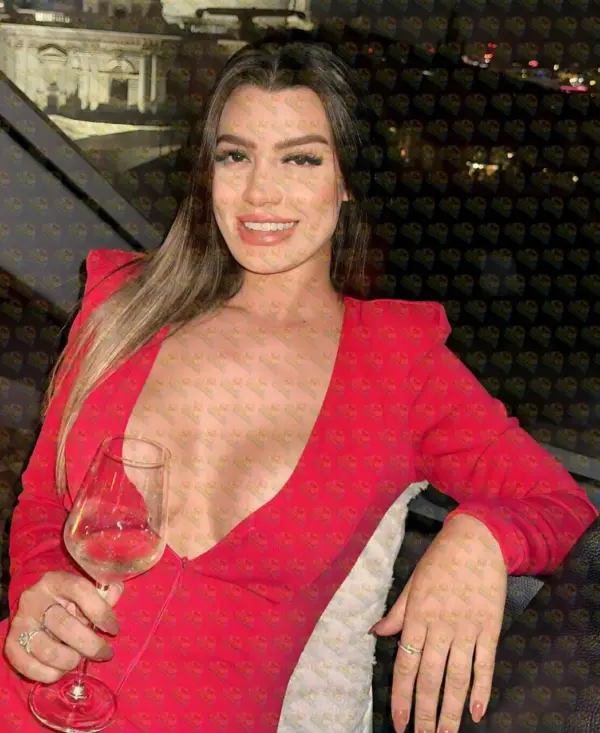 Vera, 25 y.o., 172 cm, 58 kg, Muscat