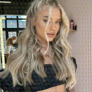Photo 2 — Viola, 23 y.o., 173 cm, 52 kg, Abu Dhabi