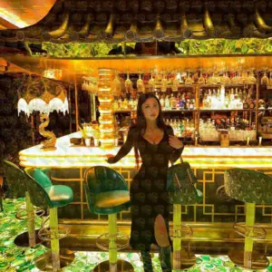 Photo 7 — Violet Ukrainian girl in Muscat, am here, 23 y.o., 175 cm, 56 kg, Muscat