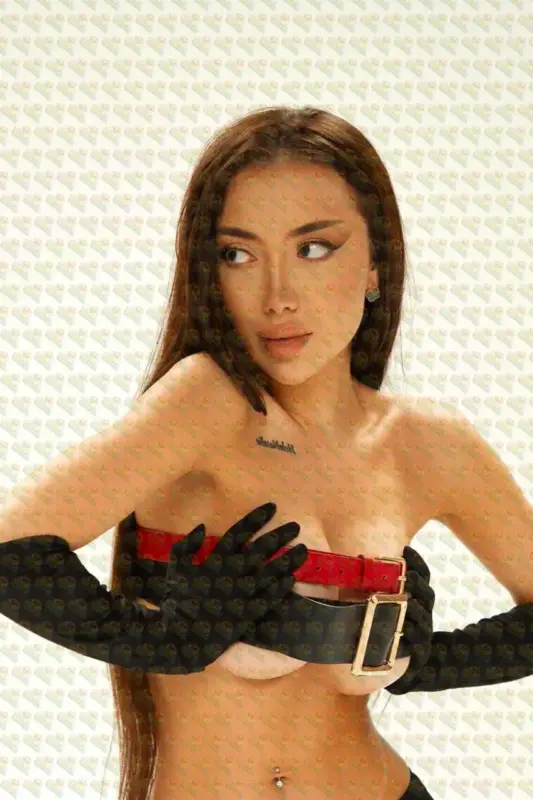 Violetta, 23 y.o., 170 cm, 57 kg, Dubai