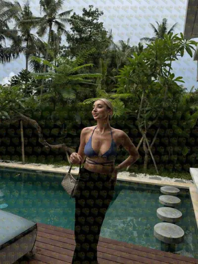 Vivienne Not for everyone. Only for the right one, 23 y.o., 170 cm, 55 kg, Abu Dhabi