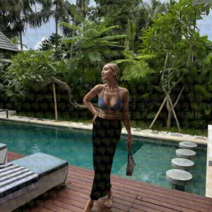 Photo 8 — Vivienne Not for everyone. Only for the right one, 23 y.o., 170 cm, 55 kg, Abu Dhabi