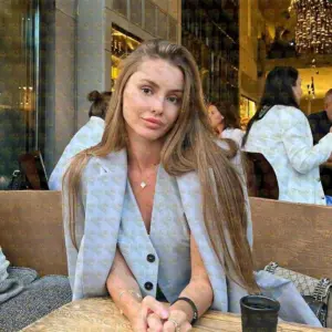 Photo 4 — Waverly, 22 y.o., 175 cm, 53 kg, Abu Dhabi