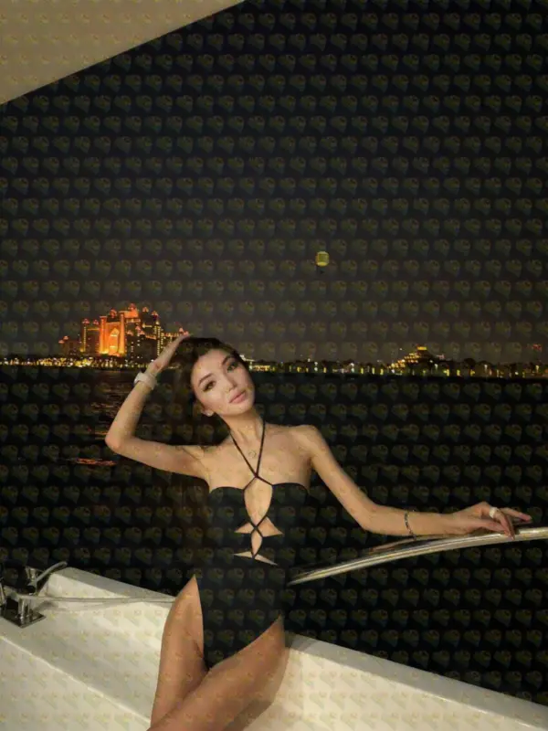 Zara Kazakh girl in Dubai, real and ready, 29 y.o., 169 cm, 45 kg, Dubai