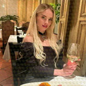 Photo 2 — Zoelle Sweet Russian girl in Abu Dhabi 😘, 22 y.o., 175 cm, 55 kg, Abu Dhabi