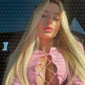 Photo 4 — Zora, 21 y.o., 172 cm, 52 kg, Abu Dhabi